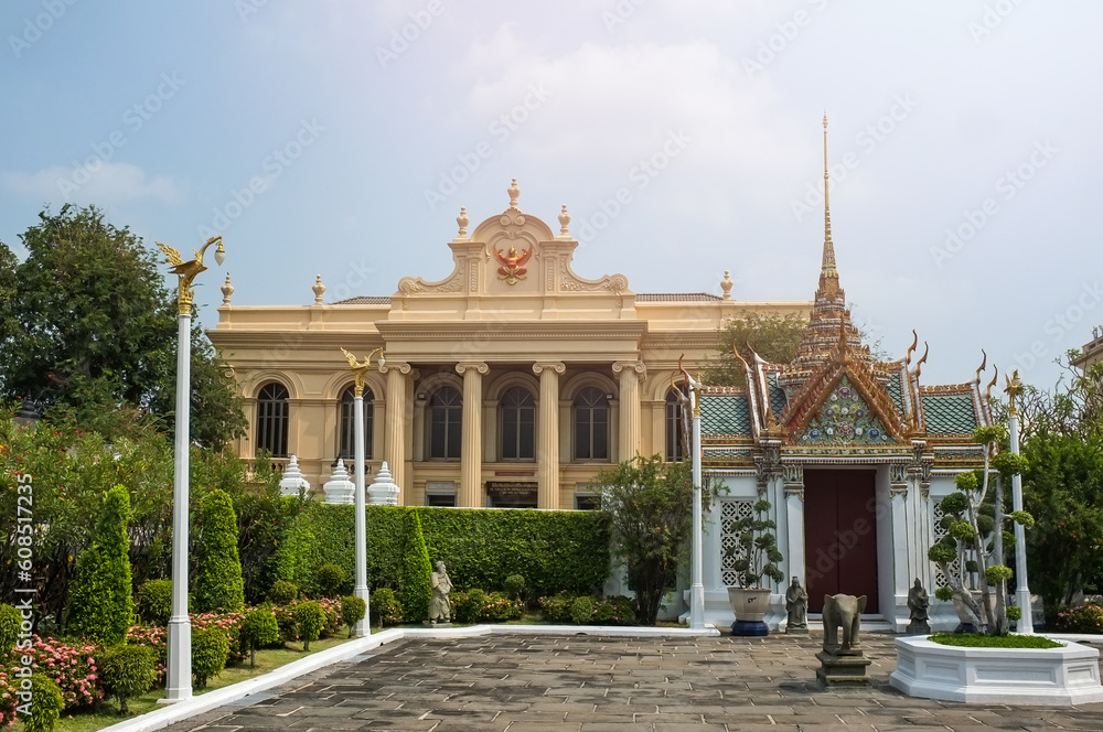 Comparison of European architecture and Thai architecture in the Grand Palace, Bangkok