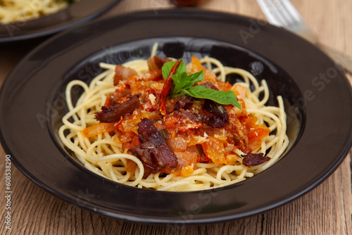 Spaghetti with chilli and bacon