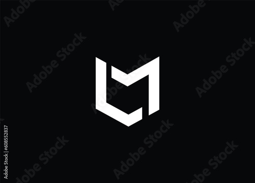  LM Letter logo design and vector logo