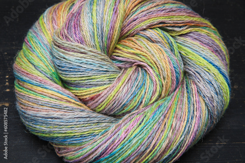 Obraz na plátne Closeup detail of a colourful skein of organic natural handspun and handdyed mer