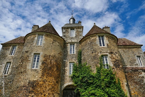 Fotografia La façade du château de Ratilly