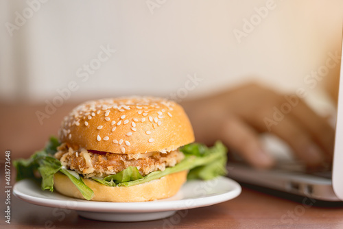 A delicious hamburger on th...