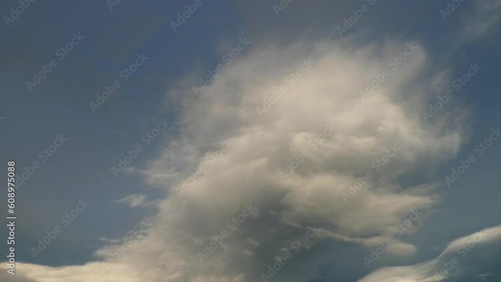 Cumulus clouds appear to shrink in size in strong wind at sunset (4 x normal speed) - Canterbury, New Zealand Cumulus clouds appear to shrink in size in strong wind at sunset (4 x normal speed) - Canterbury, New Zealand