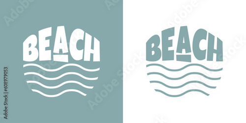 Logo vacaciones de verano. Letras de la palabra beach con letras estilo hawaiano con olas de mar con forma de círculo
