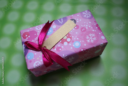 Slika na platnu Pink christmas present