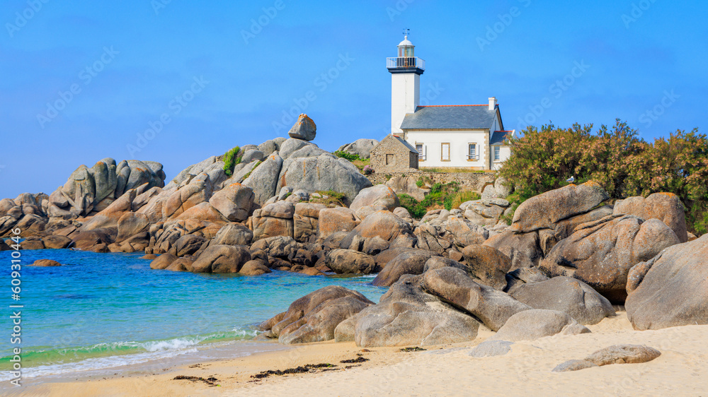 Pontusval lighthouse,  atlantic ocean coast in northern Brittany. France