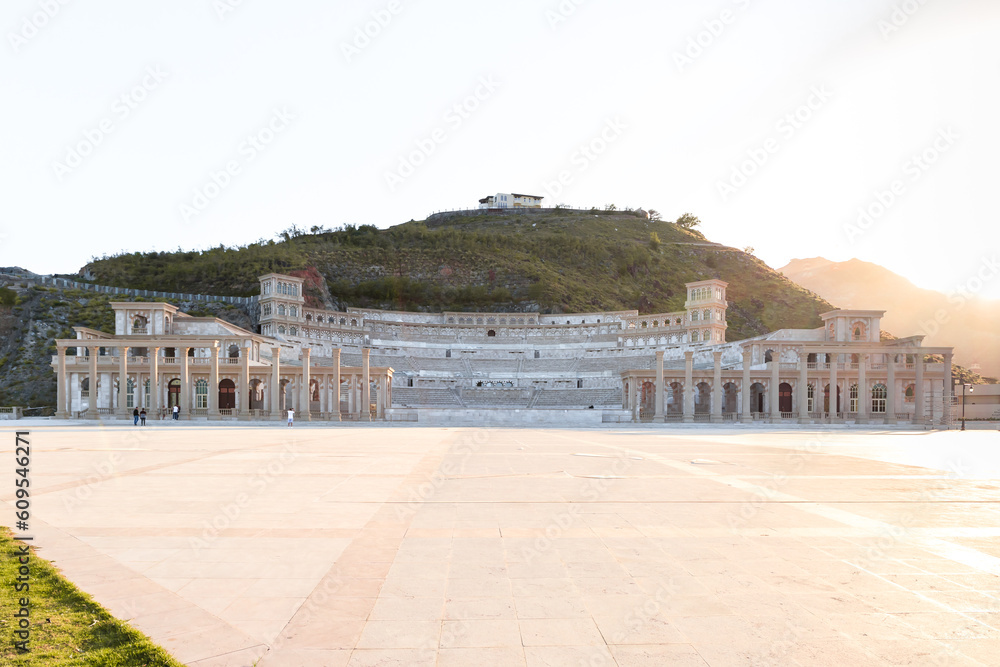 Fototapeta premium Khorfakkan Amphitheatre in the suburbs of the Sharjah city, United Arab Emirates