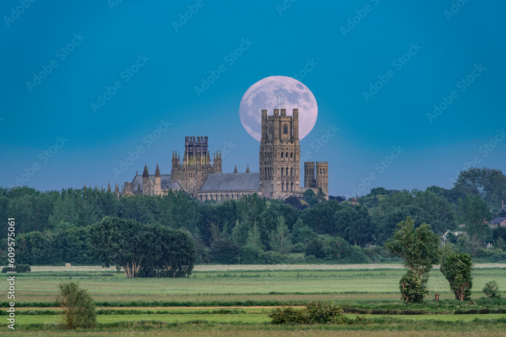 Moonrise behind Ely Cathedral, 3rd June 2023