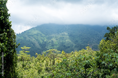 Bergpanorama mit Wolken Sierra Nevada de Santa Marta Kolumbien