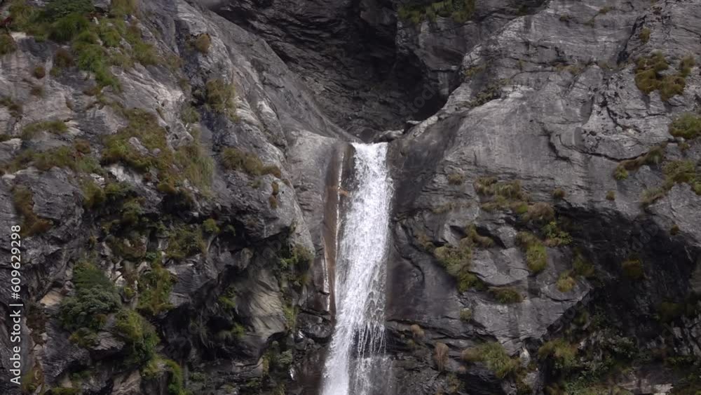 waterfall flowing from rock cave cliff
Slow motion shot from Nepal September, 2023
waterfall flowing from rock cave cliff
Slow motion shot from Nepal September, 2023