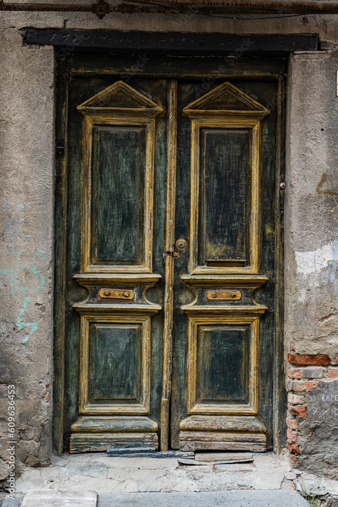 Fototapeta premium Old Tbilisi architecture