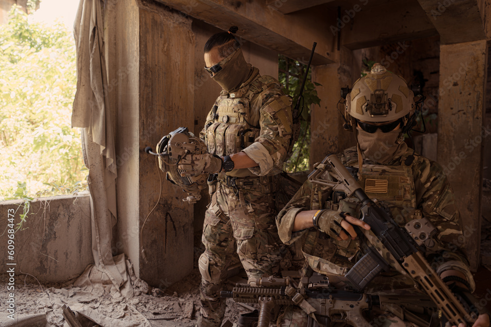 Fototapeta premium Special operations forces, Study geography and plan an attack on the enemy.