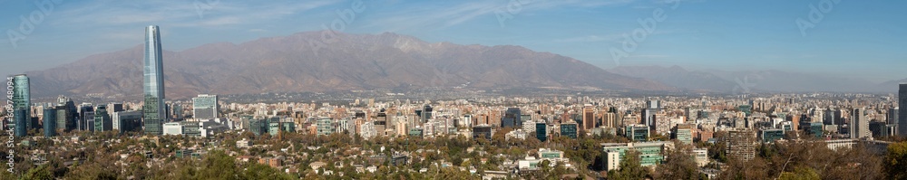 panorama prédios  de Santiago do Chile cordilheira dos andes