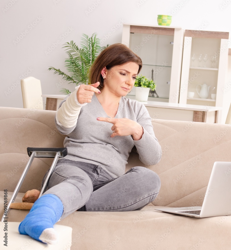Woman after car accident suffering at home Woman after car accident suffering at home