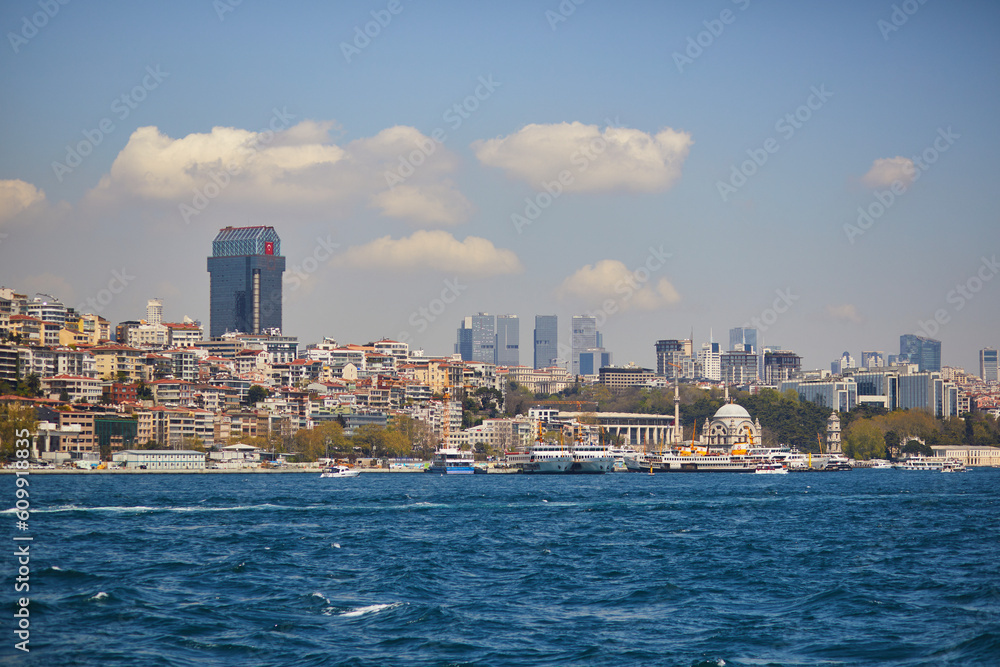 Fototapeta premium Scenic city view across Bosphorus strait in Istanbul, Turkey