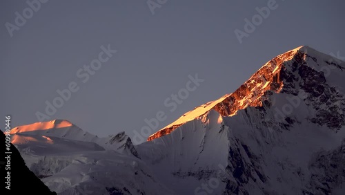 Cho oyu sunset peak close up with orange and gold light

Long shot from Nepal, 2023
 photo