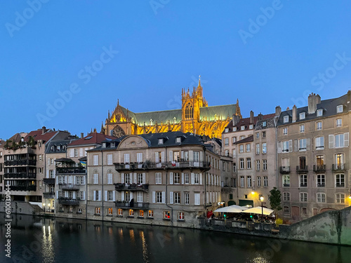 Cattedrale di Metz vista dal canale