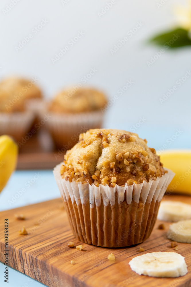 muffins with banana nut