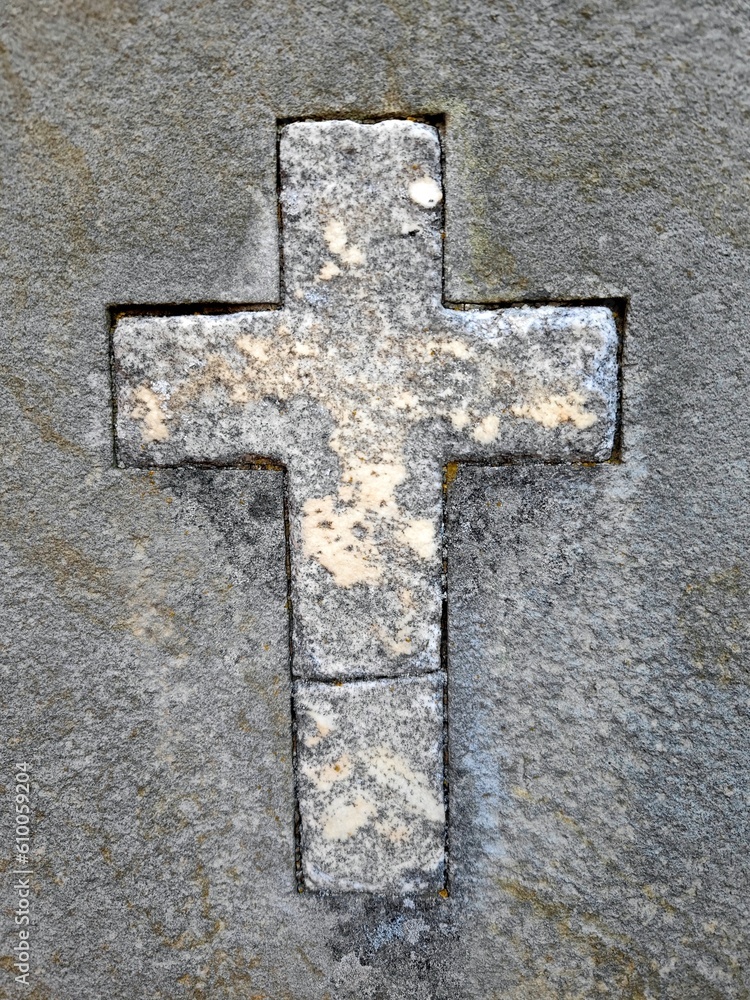 Kreuz aus Beton