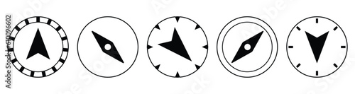 Compass simple icon set. Navigation compass flat icons set on transparent background. Arrow icon. Vector illustration.	