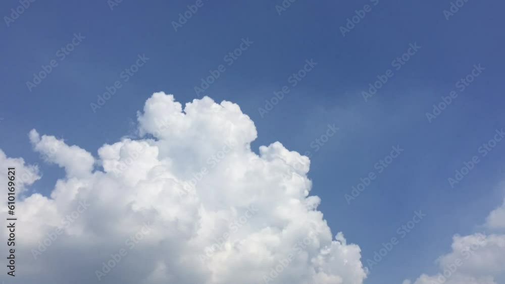 Timelapse 4K blue sky with clouds Timelapse 4K blue sky with clouds