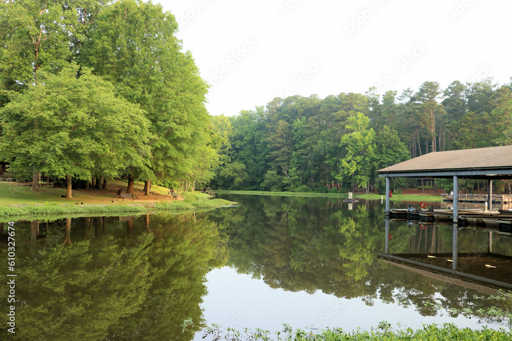 Obraz premium dock on a lake