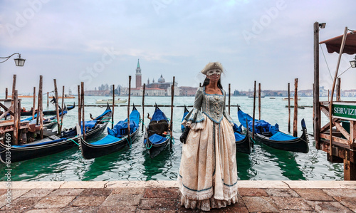 Venetian Lady, Venice Carnival © Provisualstock.com