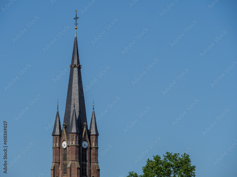 Die Kirche St. Ludgerus in Weseke im Münsterland Die Kirche St. Ludgerus in Weseke im Münsterland