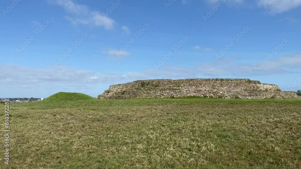 Video of the Cairn Petit Mont in Brittany at the Rhuys peninsula - Cairn Petit Mont Video