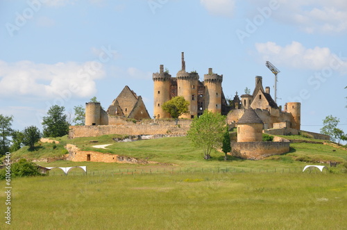 CHÂTEAU MÉDIÉVAL DE PALUEL