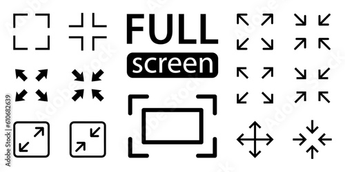 Full screen vector black icons. Set of full screen and exit full screen icon. Arrow mark icons. Scalability icons in flat style for web site, UI, mobile app. Vector illustration