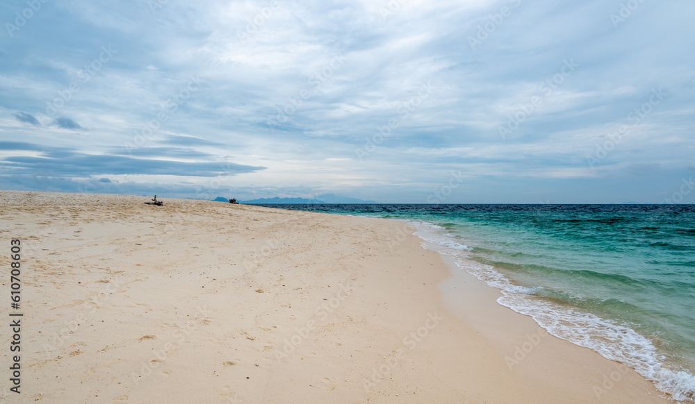 Fototapeta premium View of Bamboo island, Ko Phi Phi, Thailand. Tropical island, concept of summer vacation in paradise.