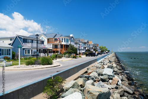 Fototapeta Naklejka Na Ścianę i Meble -  Homes on the Chesapeake Bay, in North Beach, Maryland. Sunny day, blue sky.