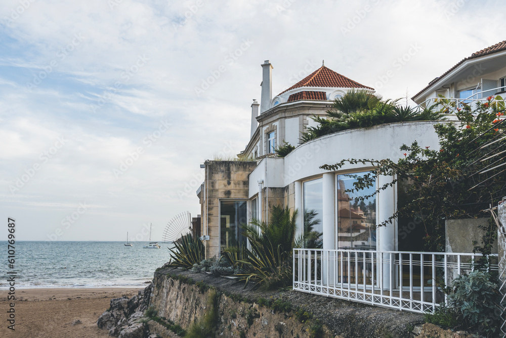 Fototapeta premium The Albatroz Hotel on the coast of Cascais, Portugal with the nice view