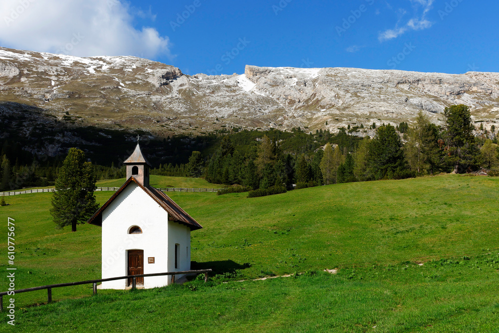 Church of the Rifugio Prato Piazza in the Dolomites, Italy, Europe