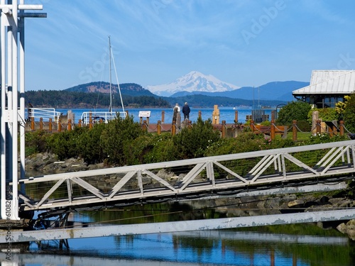 View on Mt. Baker from the Sidney BC shore © pr2is