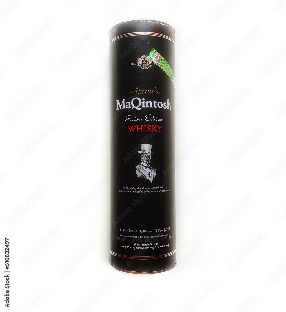 Foto de Guwahati, Assam, India June 3, 2023 Amrut's MaQintosh
