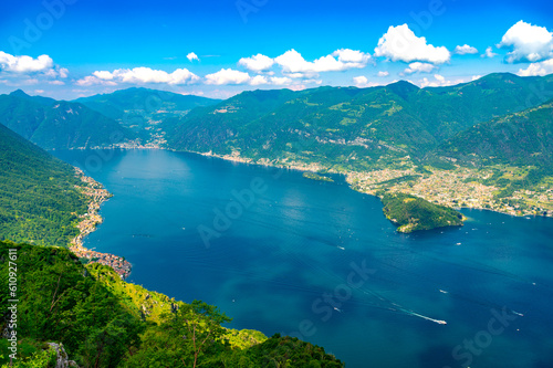 Fototapeta Naklejka Na Ścianę i Meble -  Lake Como, Bellagio, panorama, Como shore and Lecco shore.
