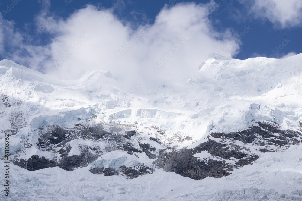 Obraz premium snow covered mountain tops, andes, peru