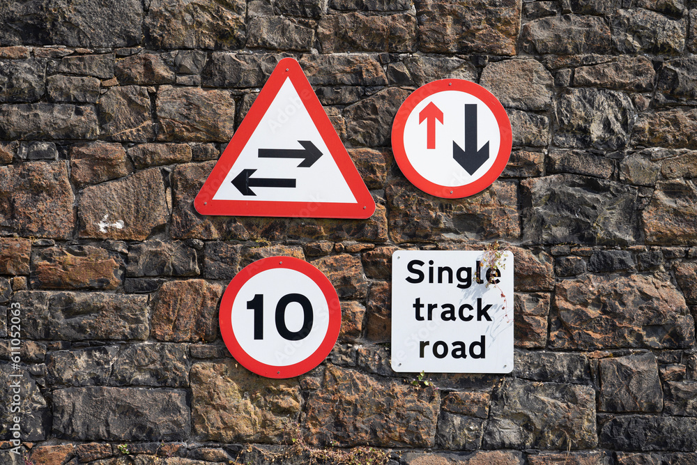 multiple traffic signs confusion multiple traffic signs confusion