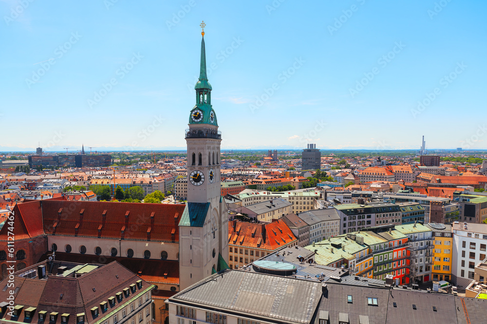 Fototapeta premium Saint Peter Church in Munich . Downtown city panorama in Munich Germany