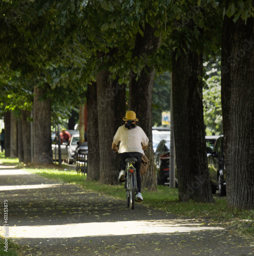 Wallpaper Mural Woman in Bicycle Torontodigital.ca