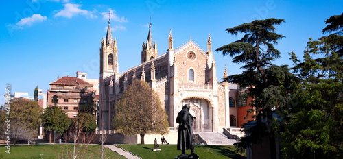 Iglesia San Jer�nimo el Realo in Madrid, Spain, impressive European architecture photo