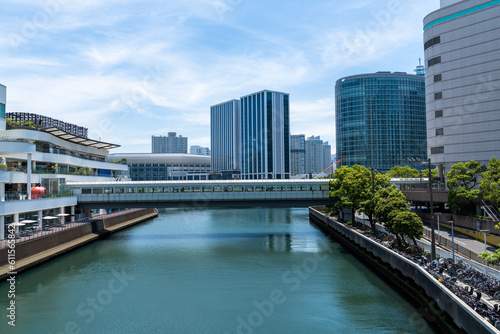 神奈川県横浜市　帷子川の風景 © EISAKU SHIRAYAMA