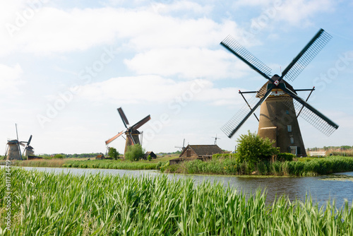 Mulini a vento olandesi a Kinderdijk photo