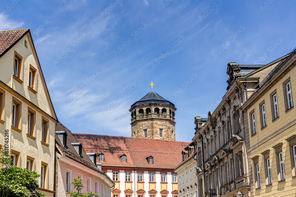 Das Alte Schloss in Bayreuth (heutiger Sitz des Finanzamtes) und Schlosskirche