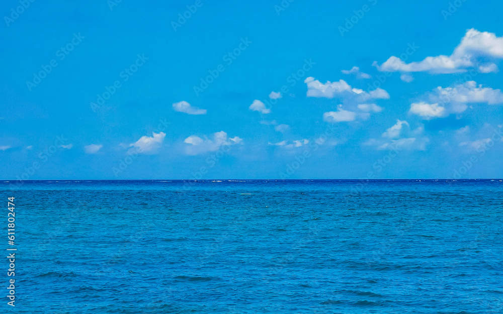 Obraz premium Tropical mexican beach clear turquoise water Playa del Carmen Mexico.