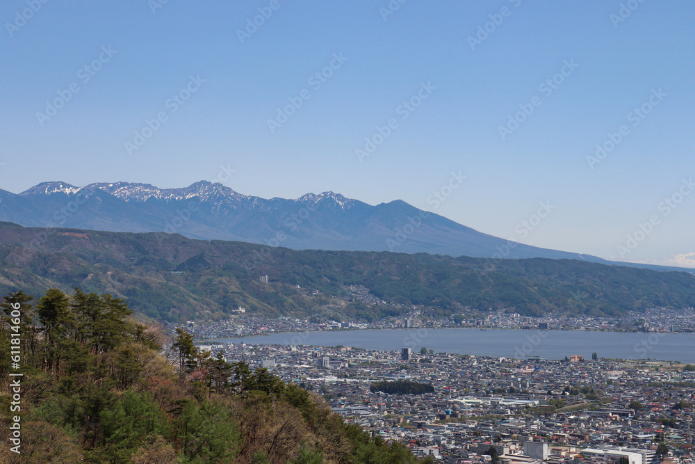 塩尻峠から見た諏訪湖（長野県岡谷市）