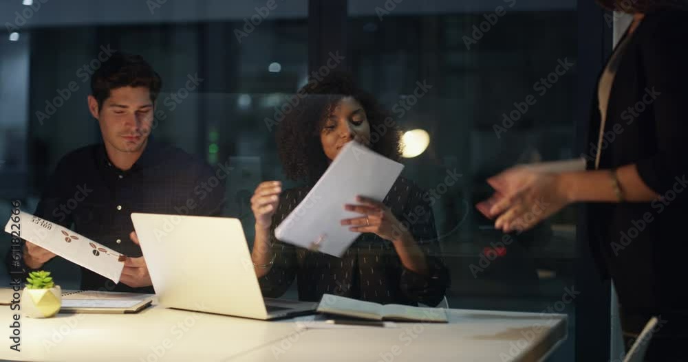 Project, team collaboration and giving office documents, report portfolio and explain paperwork for company deadline. Manager, teamwork and night staff, people or group working on overtime research Project, team collaboration and giving office documents, report portfolio and explain paperwork for company deadline. Manager, teamwork and night staff, people or group working on overtime research