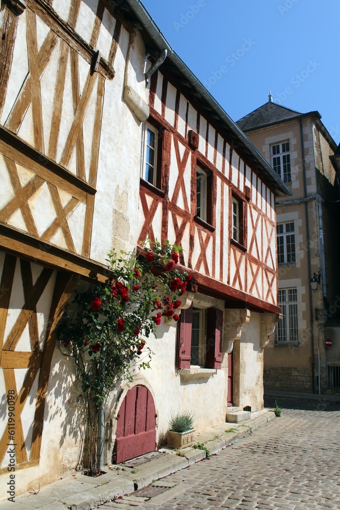 Rue Maison Dieu, Avallon, Burgundy.